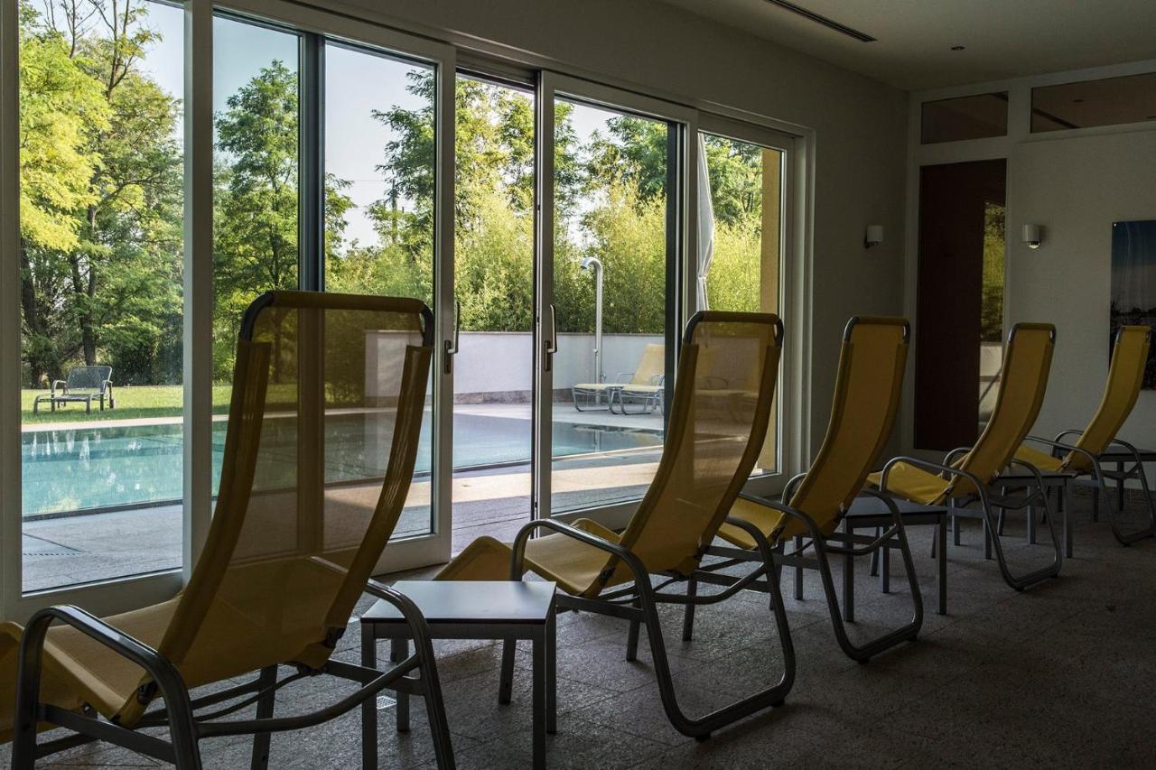 Hubertus Hof Landhotel Balatonfenyves Exterior foto